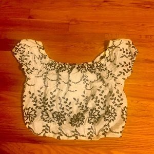 American eagle embroidered crop top